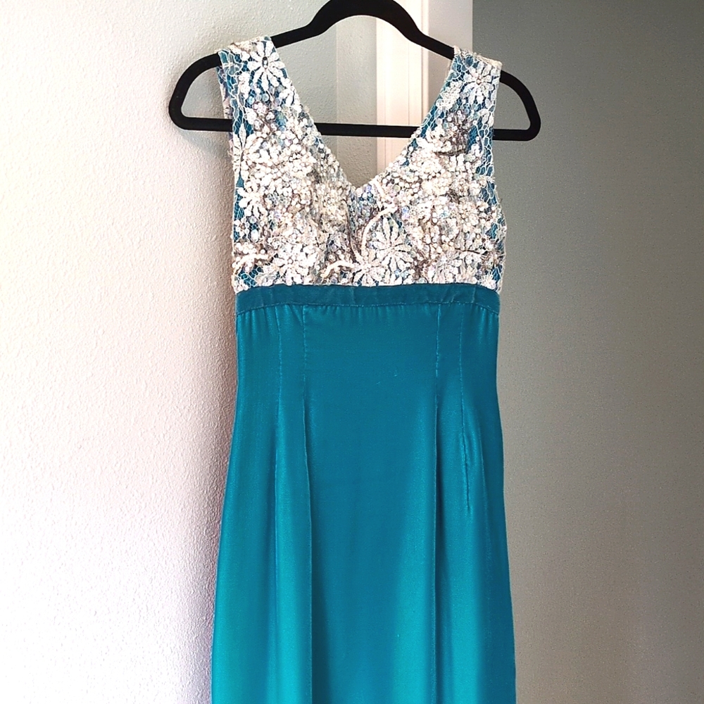 Stunning True Vintage Turquoise Velvet Dress XS